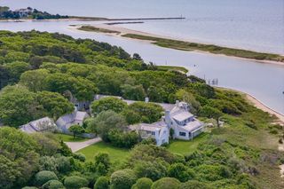 17 Indian Trail, Barnstable, MA 02655