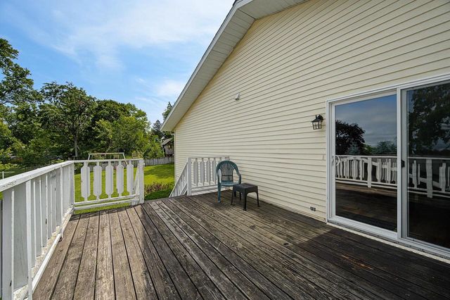 101 Orchard Lane, Mount Horeb, WI 53572