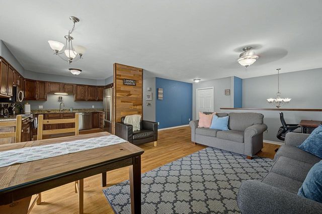 101 Orchard Lane, Mount Horeb, WI 53572