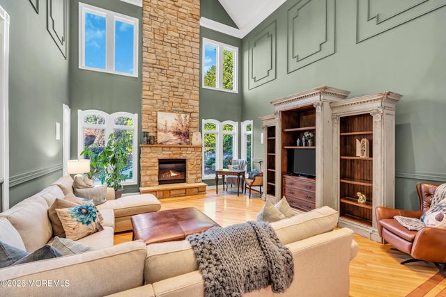 18 Haviland Drive, Millstone, NJ 08535