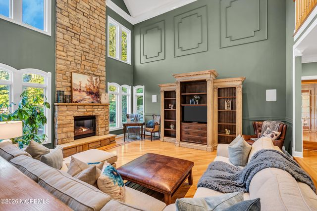18 Haviland Drive, Millstone, NJ 08535