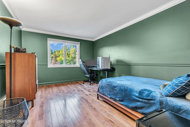 18 Haviland Drive, Millstone, NJ 08535