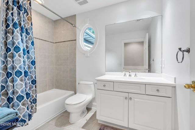 18 Haviland Drive, Millstone, NJ 08535
