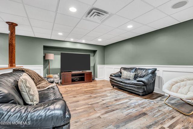 18 Haviland Drive, Millstone, NJ 08535