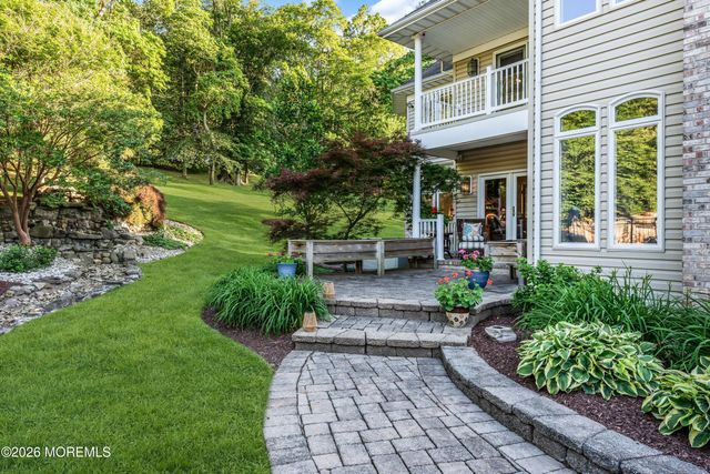 18 Haviland Drive, Millstone, NJ 08535