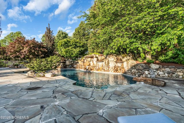 18 Haviland Drive, Millstone, NJ 08535
