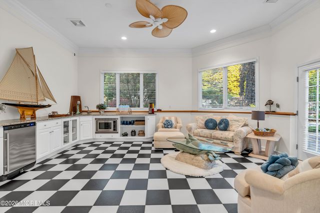 18 Haviland Drive, Millstone, NJ 08535