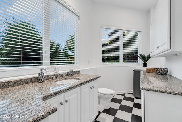 18 Haviland Drive, Millstone, NJ 08535