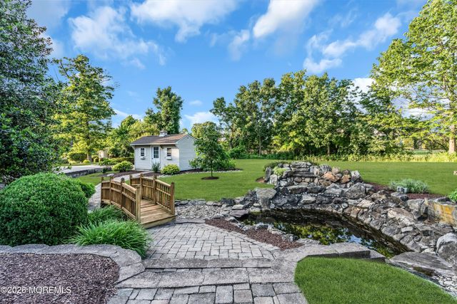 18 Haviland Drive, Millstone, NJ 08535