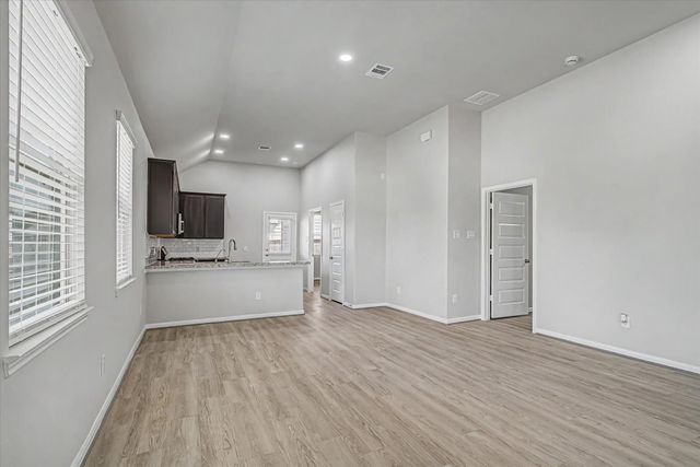 10434 Rochester Hills Lane, Tomball, TX 77375