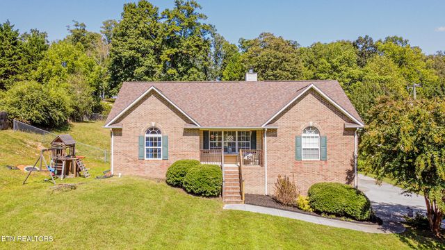 8434 Coppock Rd, Corryton, TN 37721