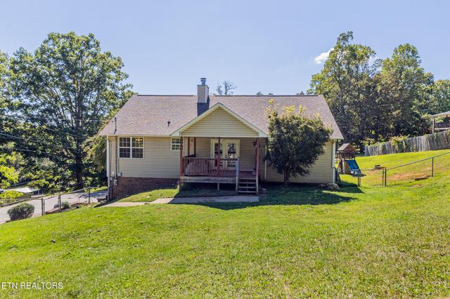 8434 Coppock Rd, Corryton, TN 37721