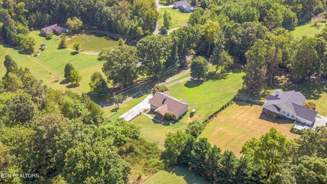 8434 Coppock Rd, Corryton, TN 37721
