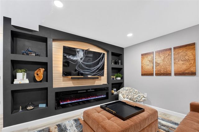 91 Joe Fromms Way, West Warwick, RI 02893