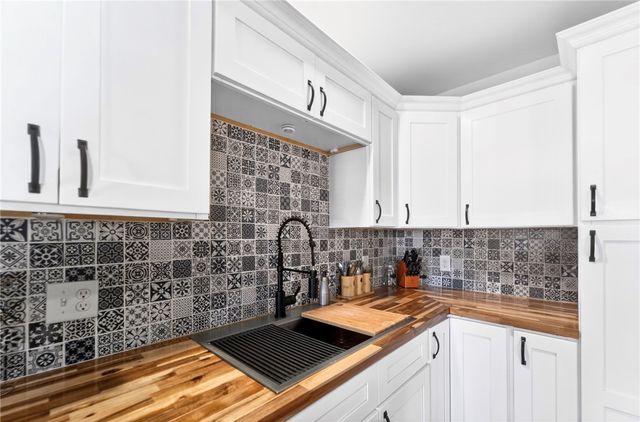 91 Joe Fromms Way, West Warwick, RI 02893