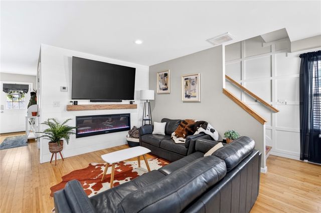 91 Joe Fromms Way, West Warwick, RI 02893