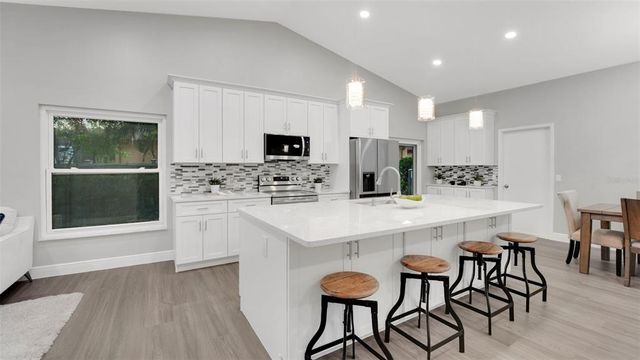 1027 DEES DRIVE, Oviedo, FL 32765