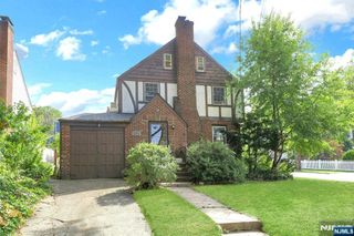 719 Catalpa Avenue, Teaneck, NJ 07666