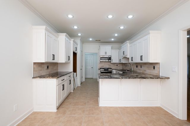 131 Hidden Valley Loop, Maumelle, AR 72113