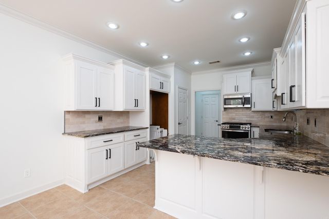 131 Hidden Valley Loop, Maumelle, AR 72113