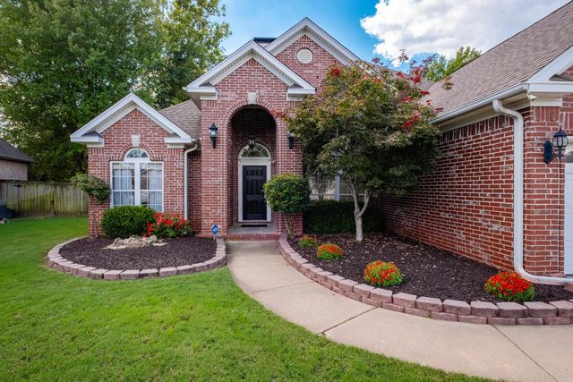 131 Hidden Valley Loop, Maumelle, AR 72113
