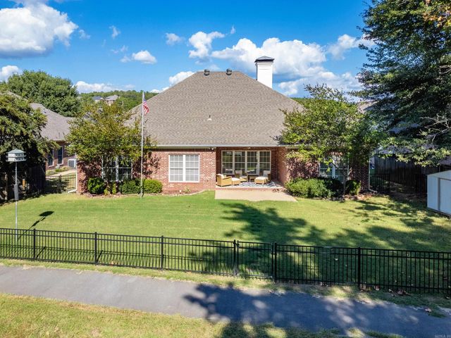 131 Hidden Valley Loop, Maumelle, AR 72113