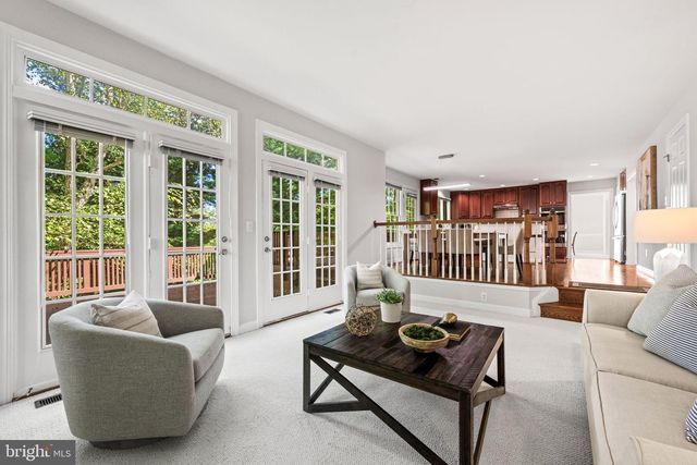 8609 WOODLAND HEIGHTS CT, Alexandria, VA 22309