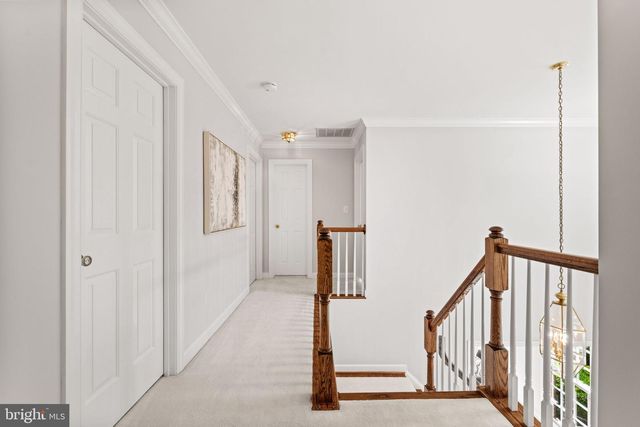 8609 WOODLAND HEIGHTS CT, Alexandria, VA 22309