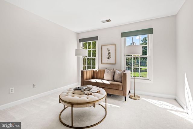 8609 WOODLAND HEIGHTS CT, Alexandria, VA 22309