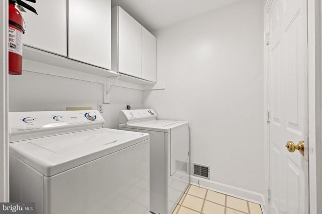 8609 WOODLAND HEIGHTS CT, Alexandria, VA 22309