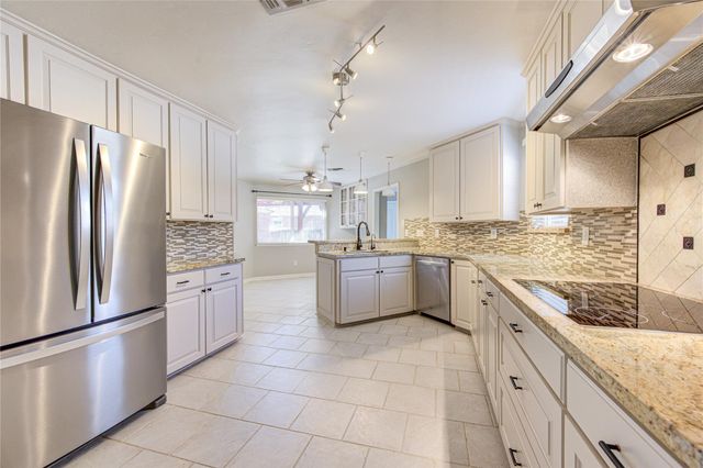14107 Cherry Mound Road, Houston, TX 77077