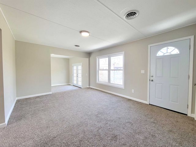 1000 Mount Vernon Circle, Barboursville, WV 25504