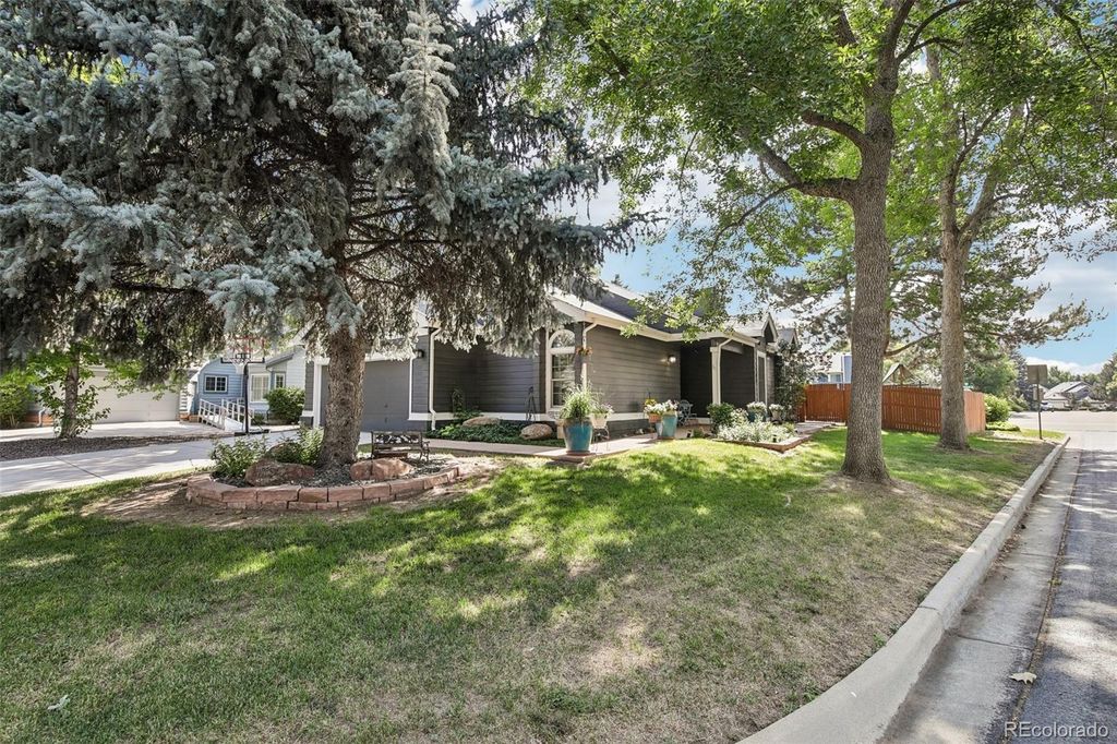 7100 Dry Creek Court, Niwot, CO 80503