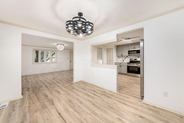 1325 Carlyle Drive, Reynoldsburg, OH 43068