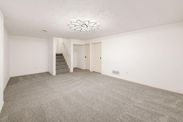 1325 Carlyle Drive, Reynoldsburg, OH 43068