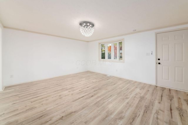 1325 Carlyle Drive, Reynoldsburg, OH 43068