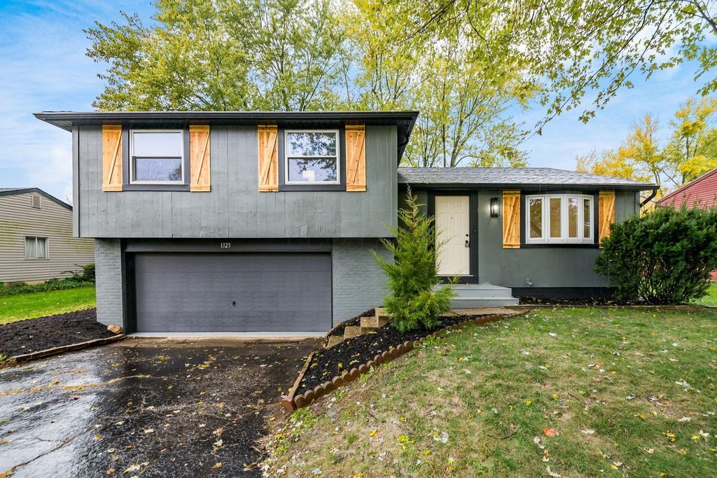 1325 Carlyle Drive, Reynoldsburg, OH 43068
