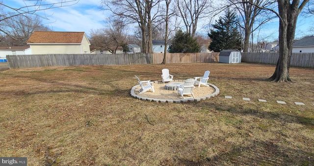 808 CLOVERFIELDS DR, Stevensville, MD 21666