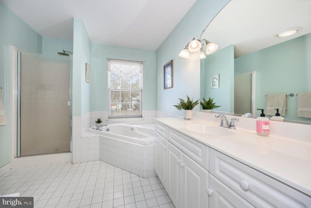 808 CLOVERFIELDS DR, Stevensville, MD 21666