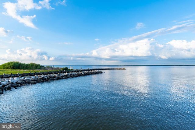 808 CLOVERFIELDS DR, Stevensville, MD 21666