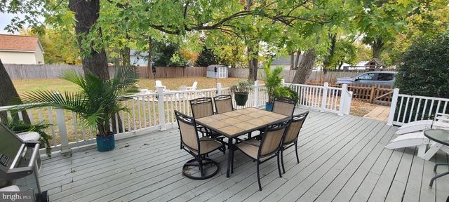 808 CLOVERFIELDS DR, Stevensville, MD 21666