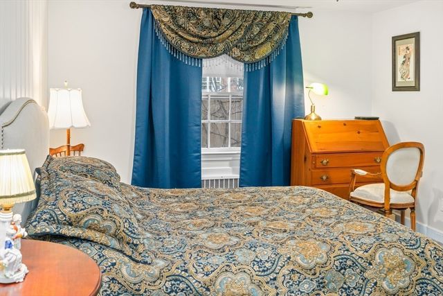 40 Carlson Ave, Newton, MA 02459