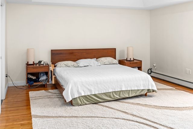 40 Carlson Ave, Newton, MA 02459