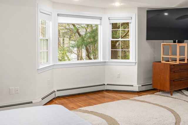 40 Carlson Ave, Newton, MA 02459