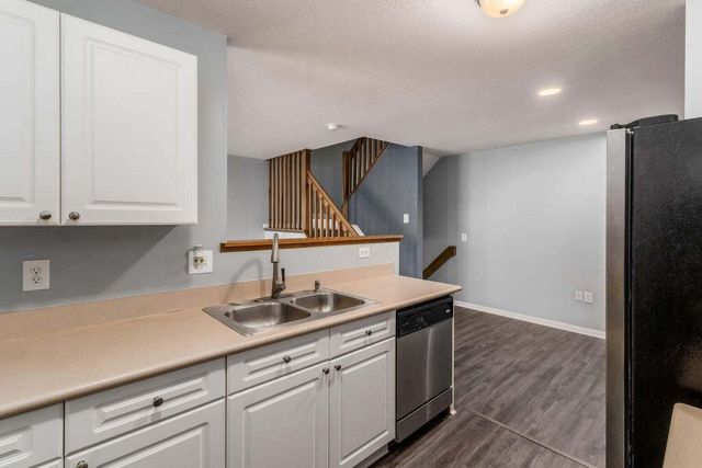289 Slippery Elm Drive, Blacklick, OH 43004