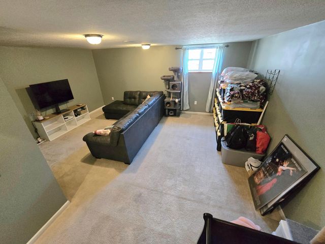 289 Slippery Elm Drive, Blacklick, OH 43004