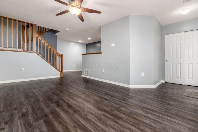 289 Slippery Elm Drive, Blacklick, OH 43004