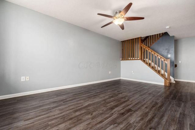 289 Slippery Elm Drive, Blacklick, OH 43004