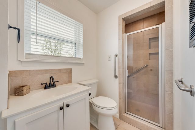 728 Del Drive, Denton, TX 76207