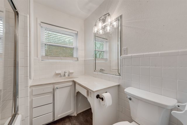 728 Del Drive, Denton, TX 76207